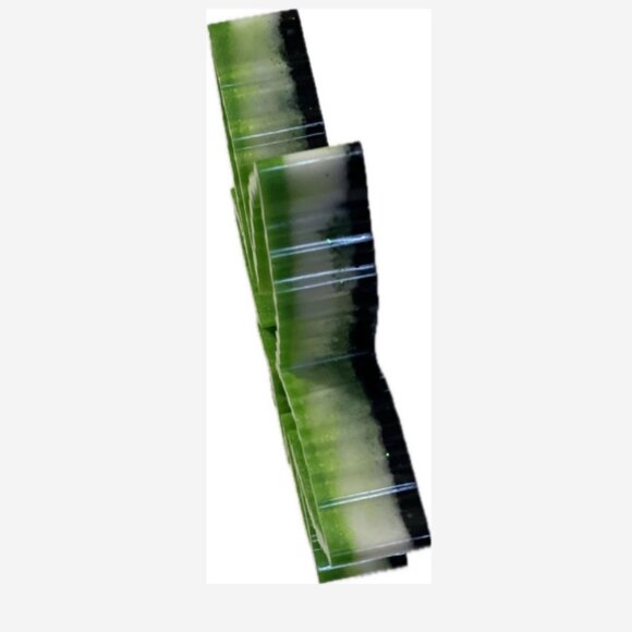 "Made By Vickie" Leaf Ashtray With Matching Tobacco Grinder Green Glitter Resin - Picture 6 of 6